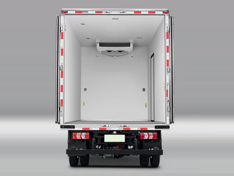 Какъв е най-добрият материал за тялото на хладилното отделение?