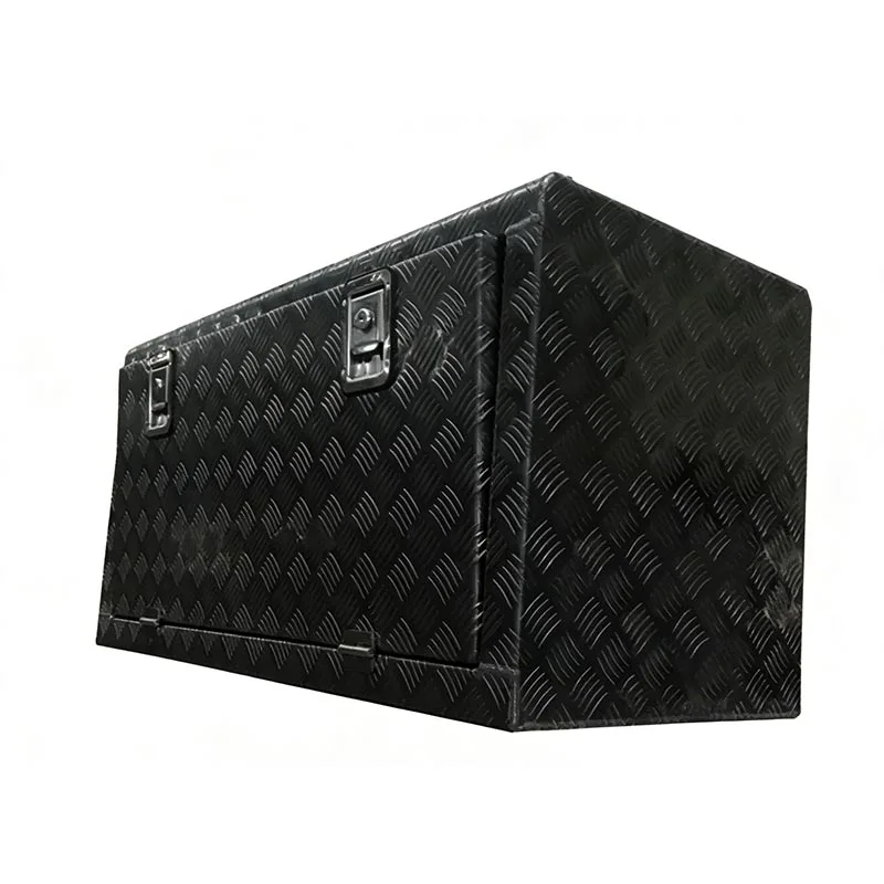 Кутия с инструменти на долната част на тялото